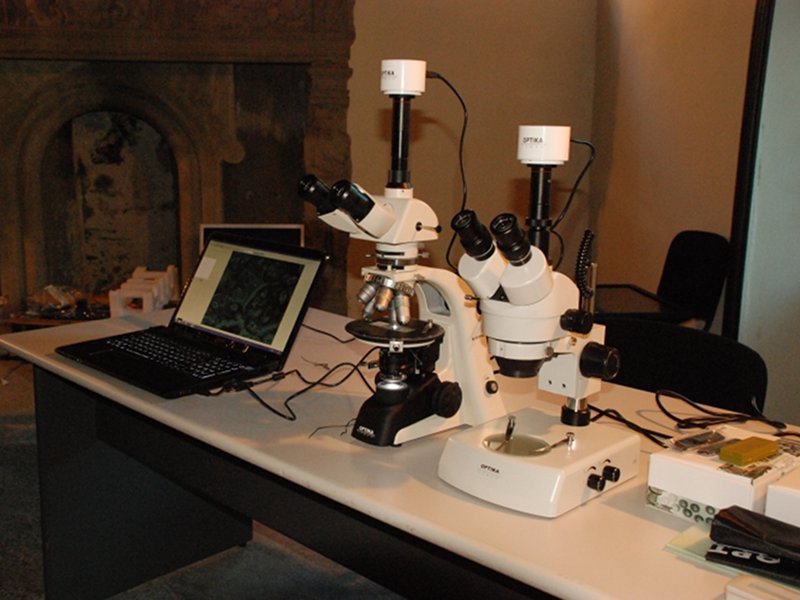 Geolab: Saal für Mikroskopie