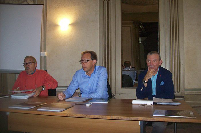 Il Vice Presidente reggente Giuseppe Monti (al centro della foto) con Claudio Zella Geddo (componente della Giunta, a destra) e il Direttore Tullio Bagnati - foto Ossolanews.info